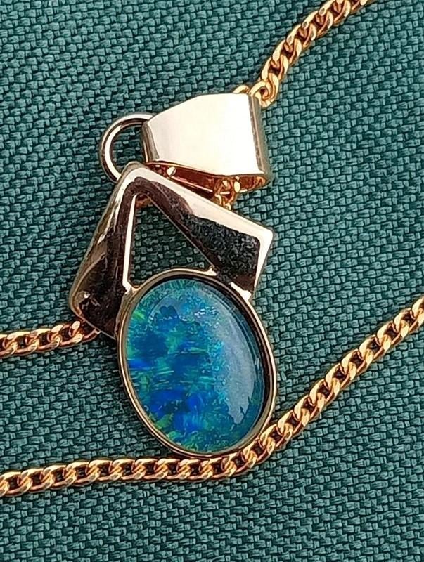 Collier rempli en or 14 carats au design magnifique, Bijoux, Sacs & Beauté, Colliers, Neuf, Or, Avec pierre précieuse, Argent
