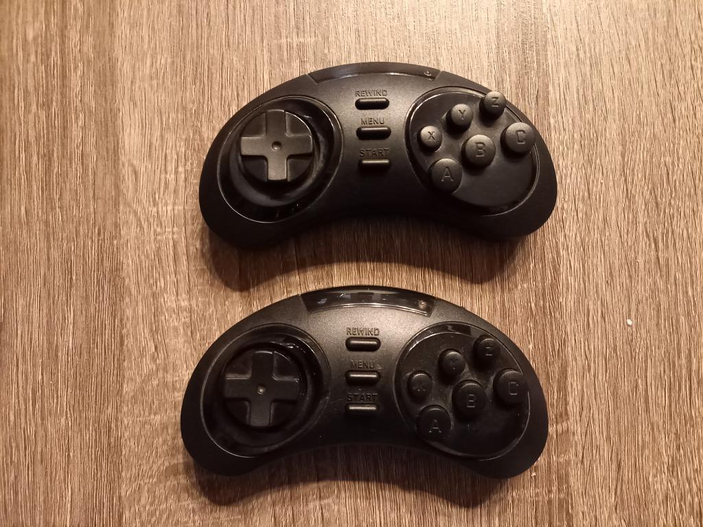 Console Sega MegaDrive Flashback 16-bits "Anniversaire", Consoles de jeu & Jeux vidéo, Mega Drive, Comme neuf, Enlèvement, Avec jeux