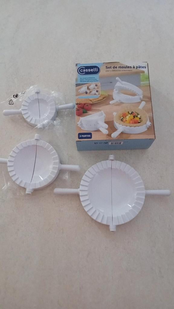Set de 3 moules à pâte pour chaussons, mini calzone, Enlèvement ou Envoi, Neuf, Gâteaux, Tartes ou cupcakes, Moule