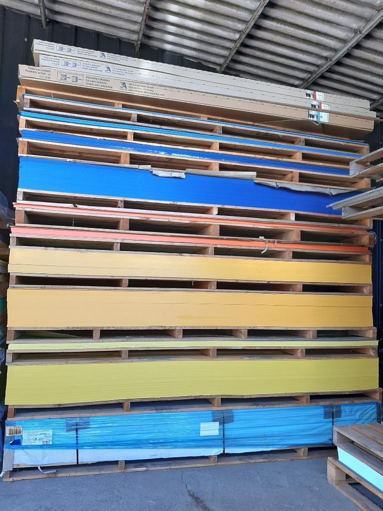 Geschuimde PVC kunststofplaat 3050x1560mm - 3 en 5 mm NIEUW