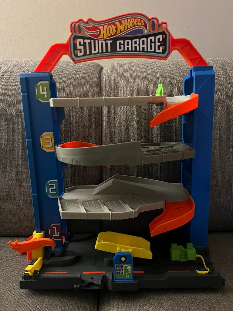Hot wheels stunt garage, Ophalen, Zo goed als nieuw, Hot Wheels