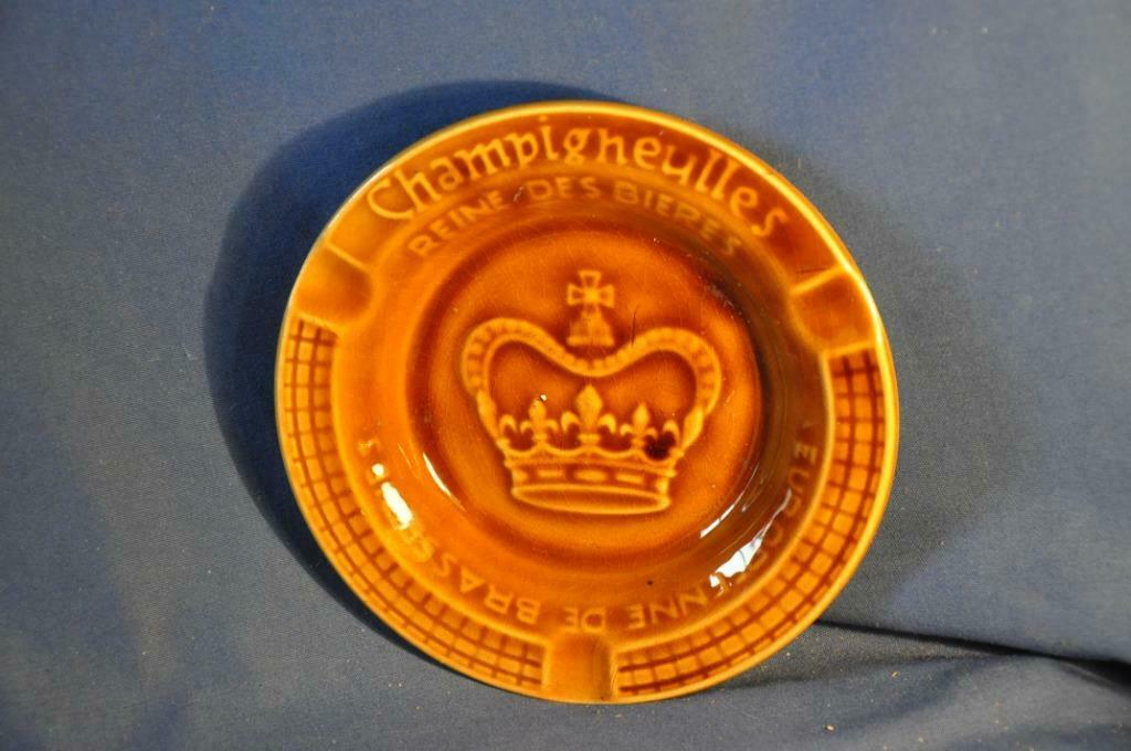 §  cendrier publicitaire Champigneulles en faience, Ophalen of Verzenden, Gebruikt, Overige typen, Overige merken
