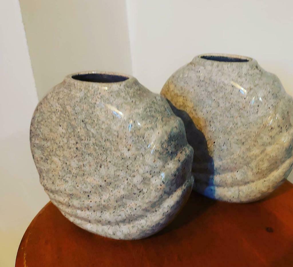 2 vases 80's mouchetés, Enlèvement ou Envoi