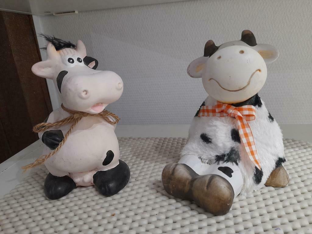 Couple de jolies vaches souriantes blanches et noire, Collections, Enlèvement ou Envoi, Comme neuf, Animal de ferme, Statue ou Figurine