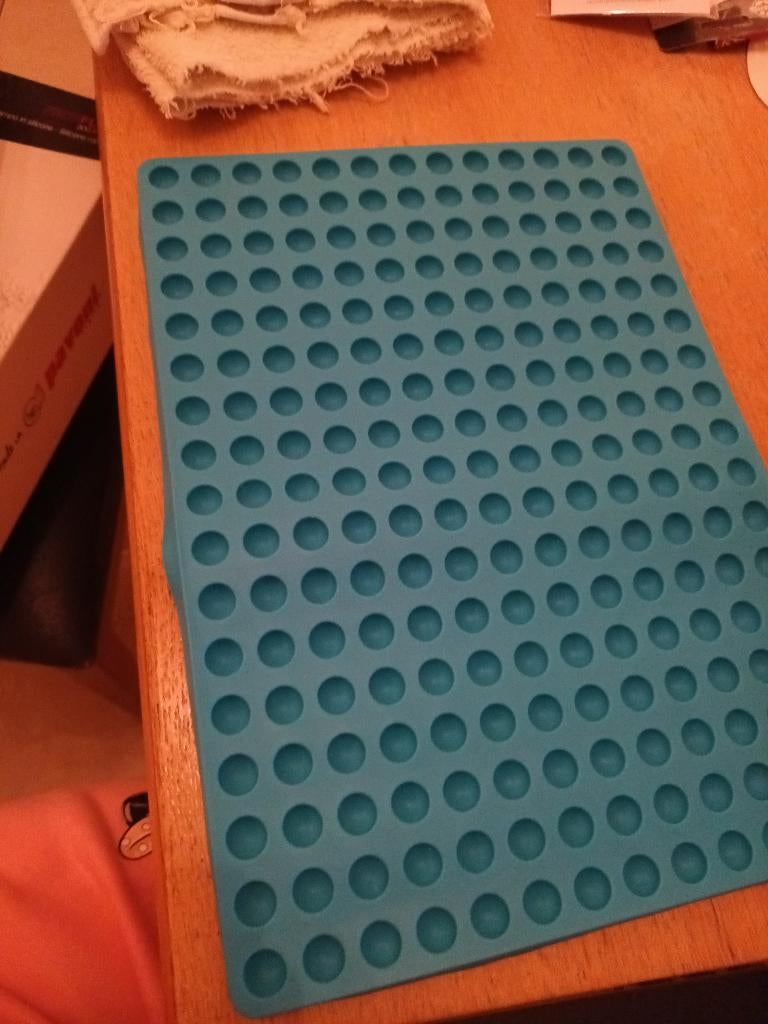 silicone vorm kleine bolletjes, Ophalen of Verzenden, Nieuw, Taarten of Cupcakes, Bakvorm