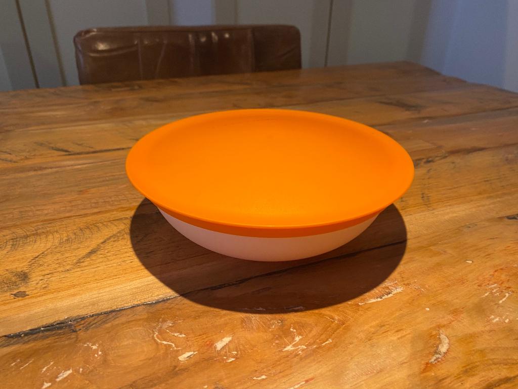 Tupperware schaal, Huis en Inrichting, Keuken | Tupperware, Ophalen of Verzenden, Oranje, Schaal