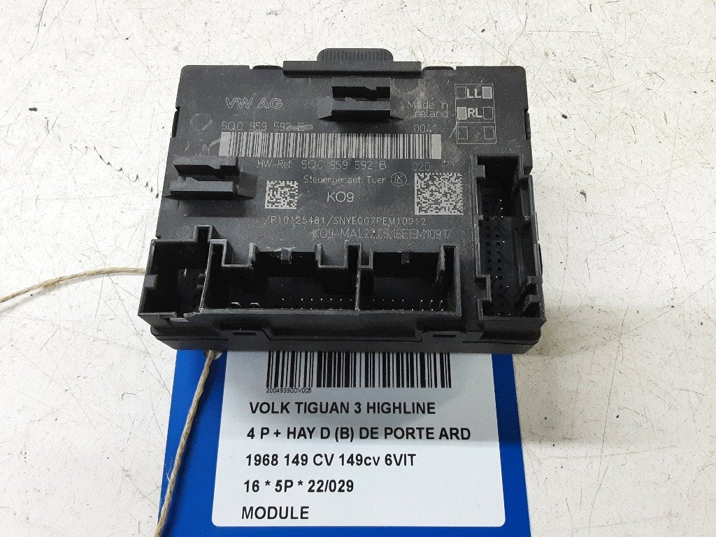 UNITE ELECTRONIQUE Volkswagen Tiguan (AD1) (5Q0959595E), Utilisé, Volkswagen