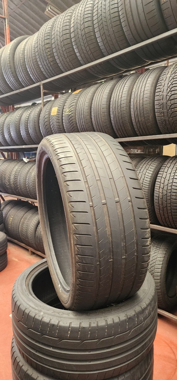 245/35R19 Bridgestone top qualité avec montage et équilibrag, Enlèvement