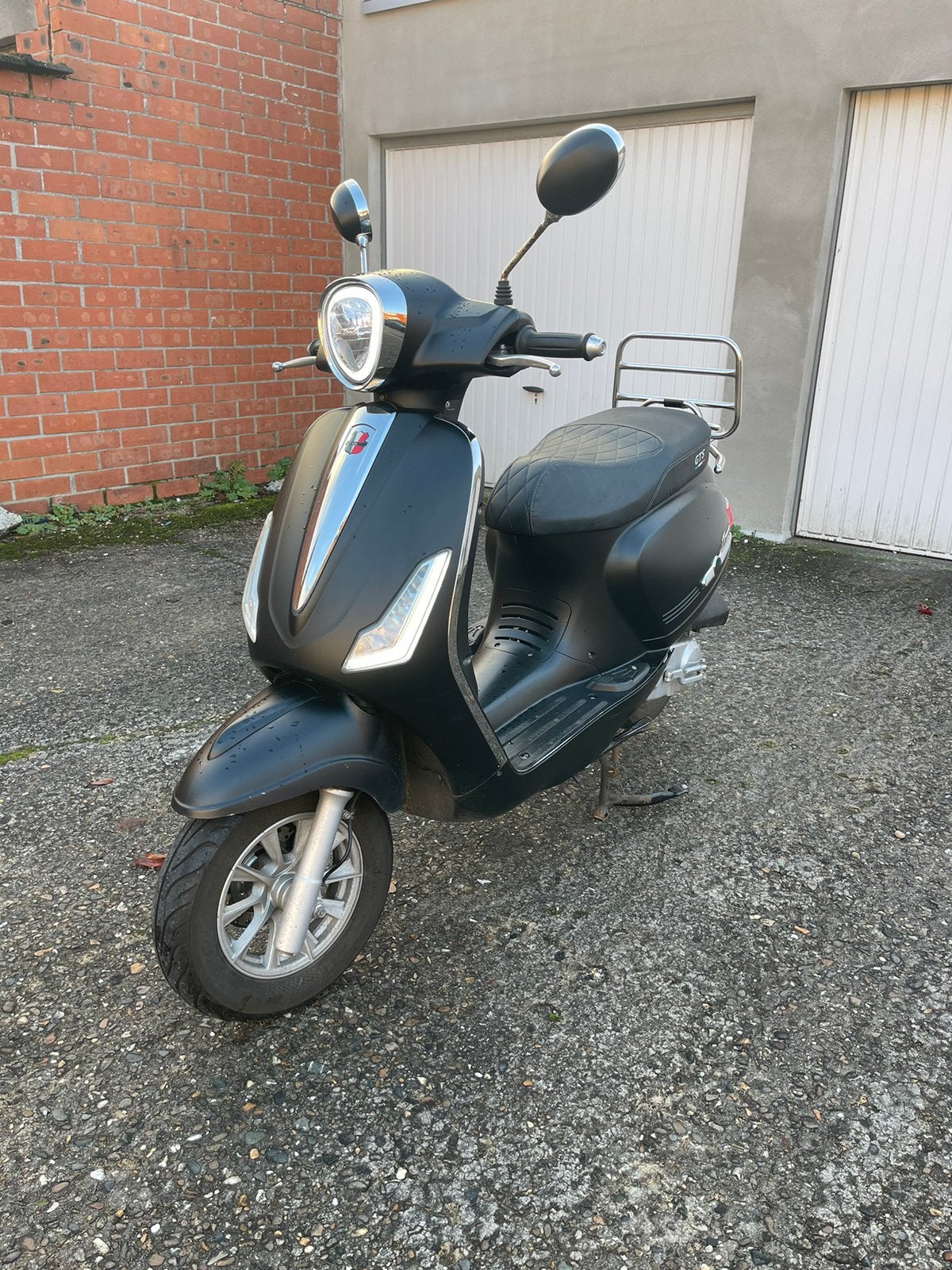 GTS BRAVO A klasse, Enlèvement, Comme neuf