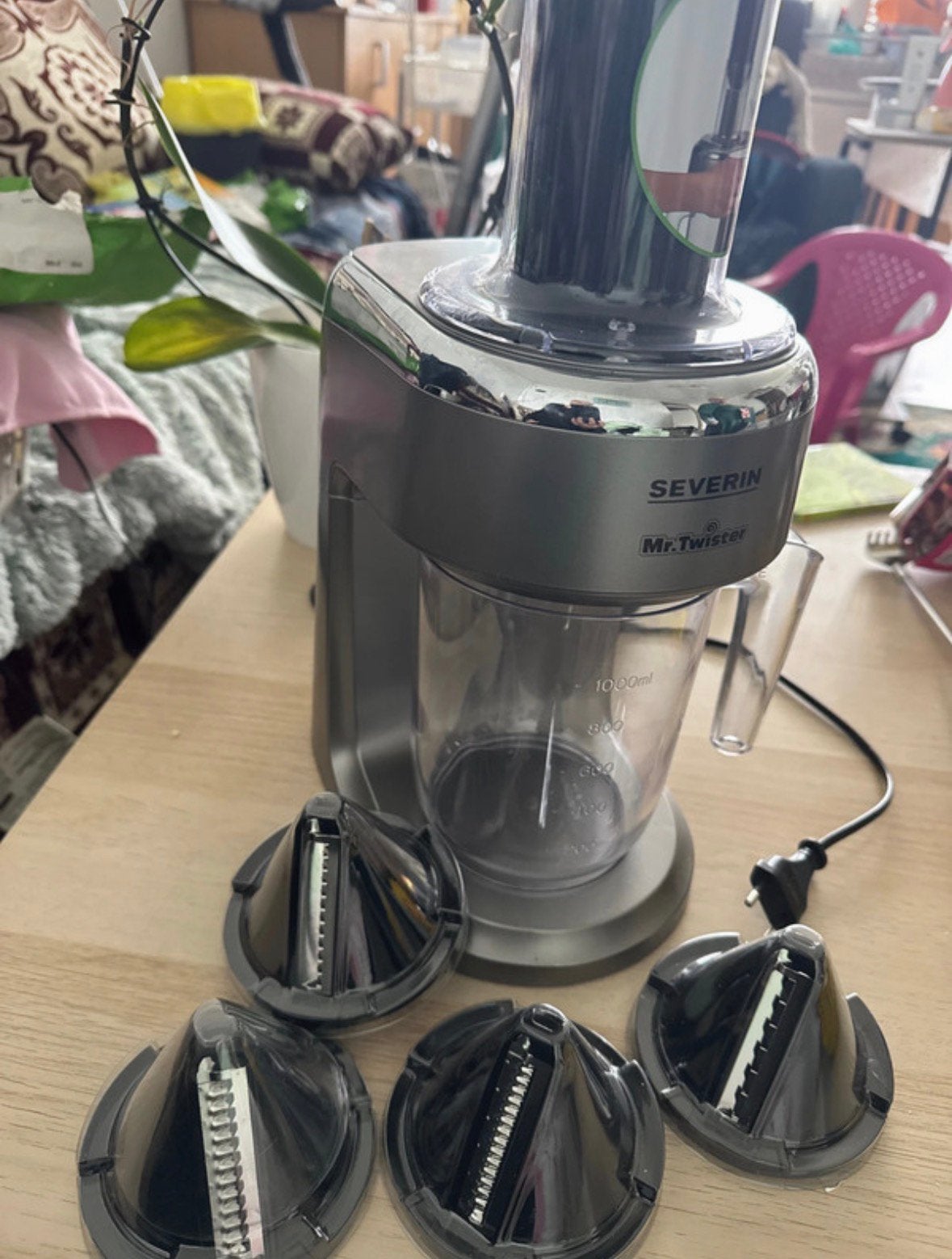 Severin Mr. Twister elektrische groentesnijder, Elektronische apparatuur, Ophalen of Verzenden, Zo goed als nieuw, Elektrisch