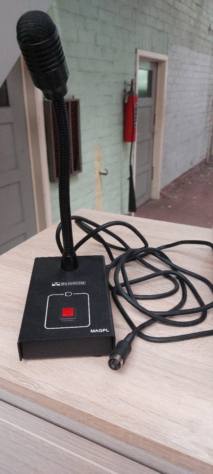 Microphone, Ophalen