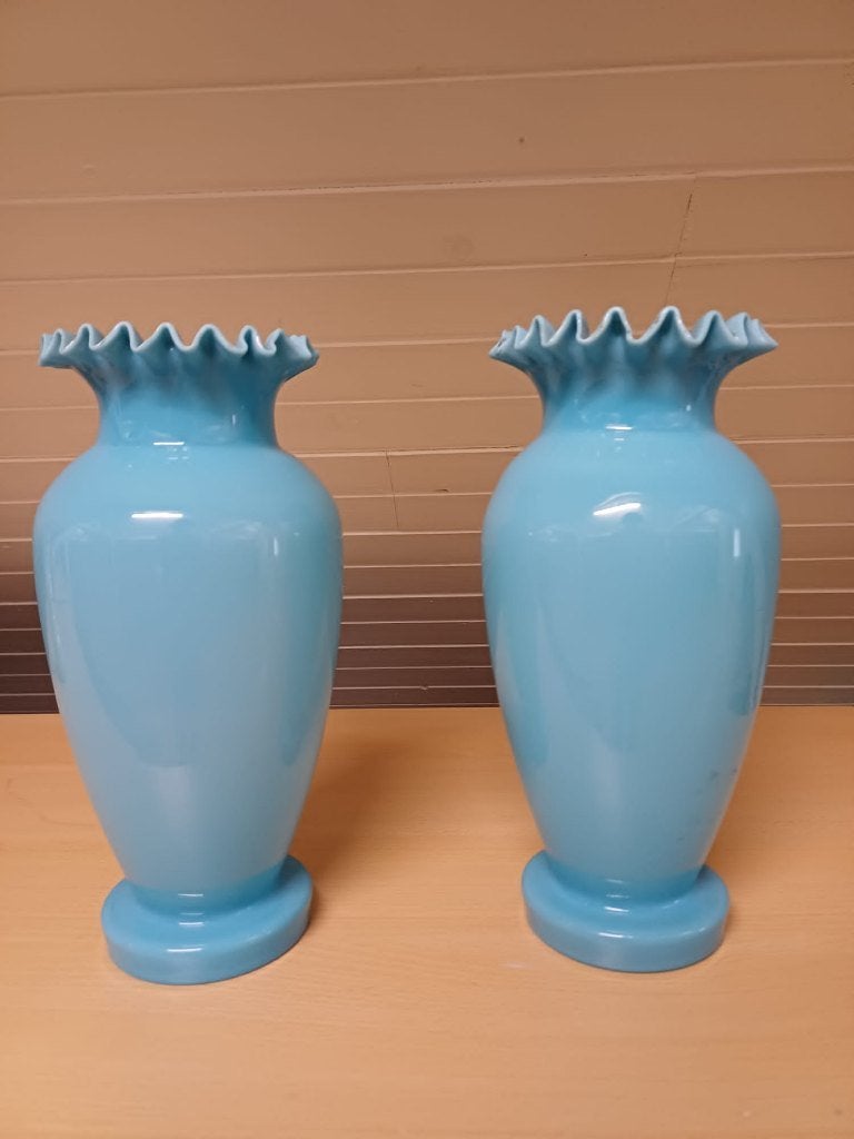 Antieke opaline vaas vazen baluster balusters meerdere stuks, Ophalen