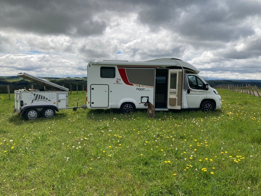 WT Metall Thermo standaard afmetingen 4 box tandem, Ophalen, Zo goed als nieuw