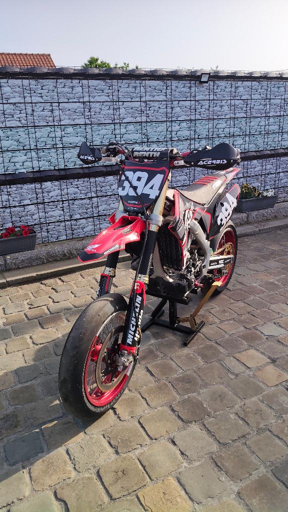 Honda CRF 450 supermotard, Particulier