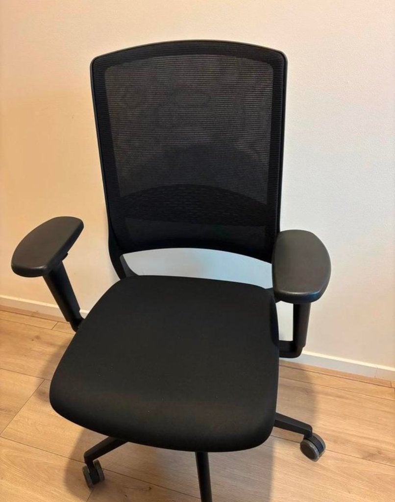 Ergonomische bureaustoel Ahrend Gispen Model zinn smart, Huis en Inrichting, Bureaustoelen, Ophalen, Gaming bureaustoel, Zwart