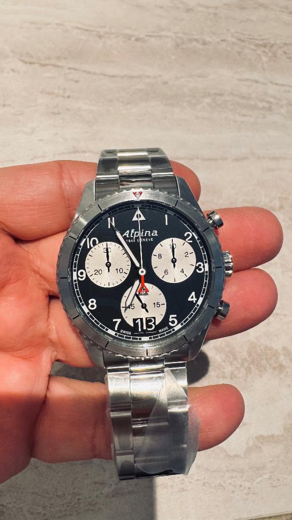ALPINA STARTIMER PILOT CHRONO BIG DATE, Bijoux, Sacs & Beauté, Montres | Hommes, Autres marques, Enlèvement ou Envoi, Acier, Acier