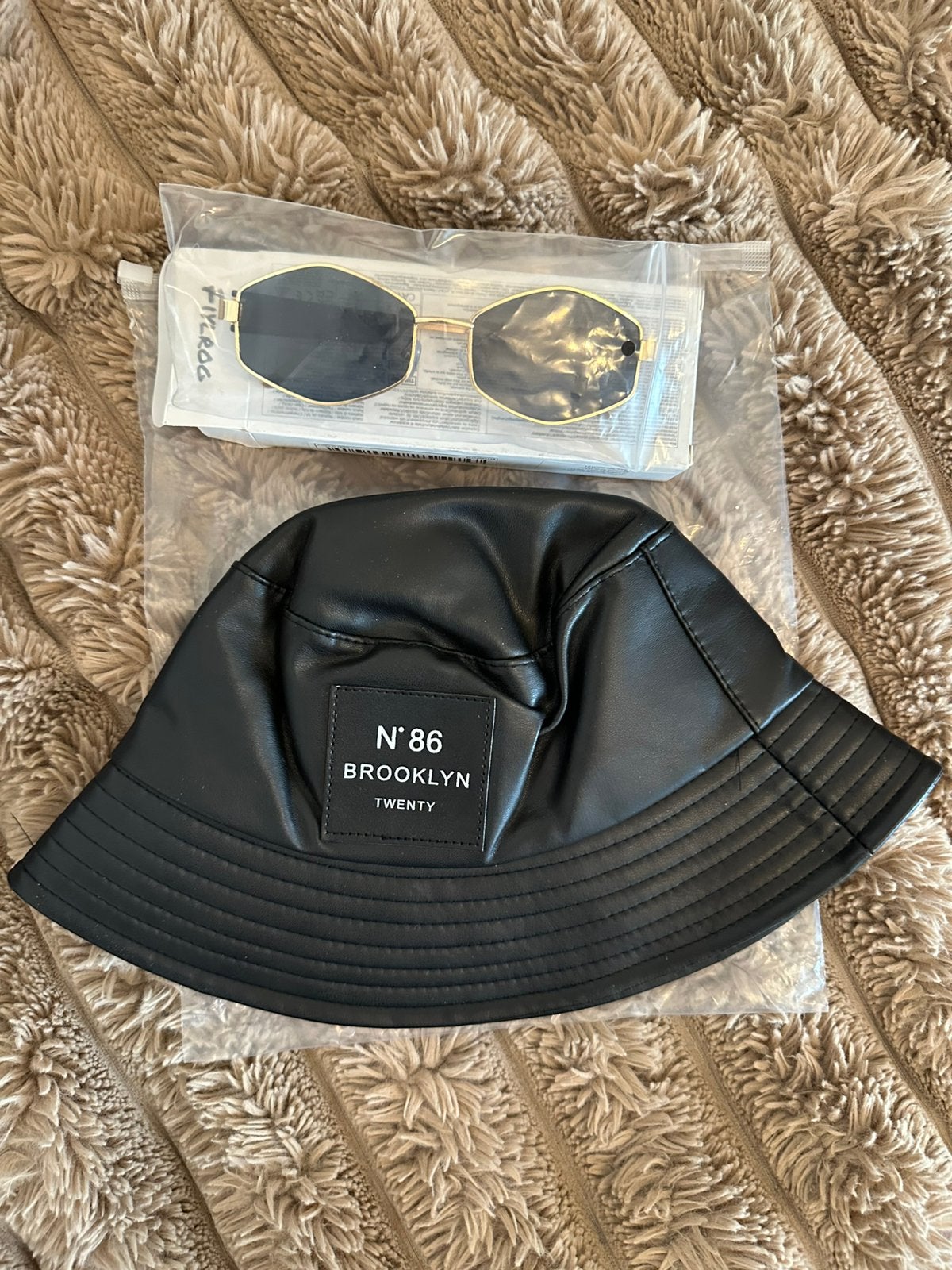 Chapeau et lunettes de soleil, Vêtements | Femmes, Chapeaux & Casquettes, Enlèvement ou Envoi, Neuf, One size fits all, Chapeau
