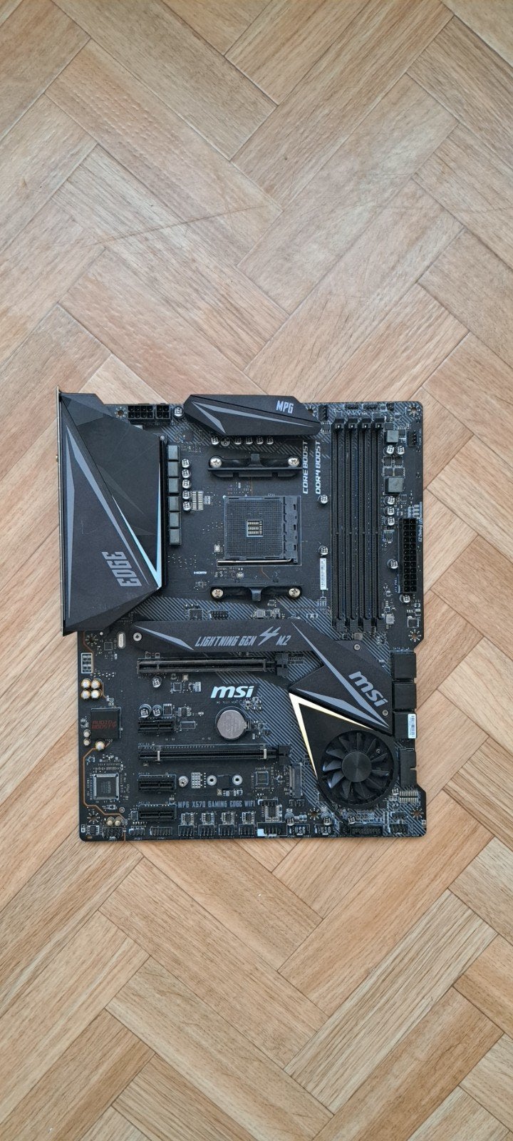 MSI MPG X570 Gaming Edge WiFi, Ophalen of Verzenden, DDR4