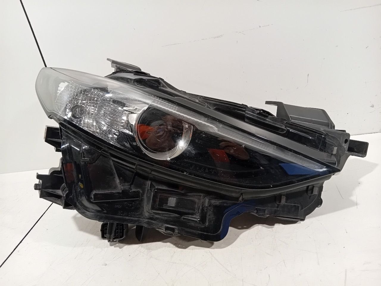 Koplamp rechts Mazda 3, Onderdelen@venauto.nl, Van der Ven Autorecycling B.V., Gebruikt, Ettenseweg 76, 4706 PB Roosendaal, The Netherlands