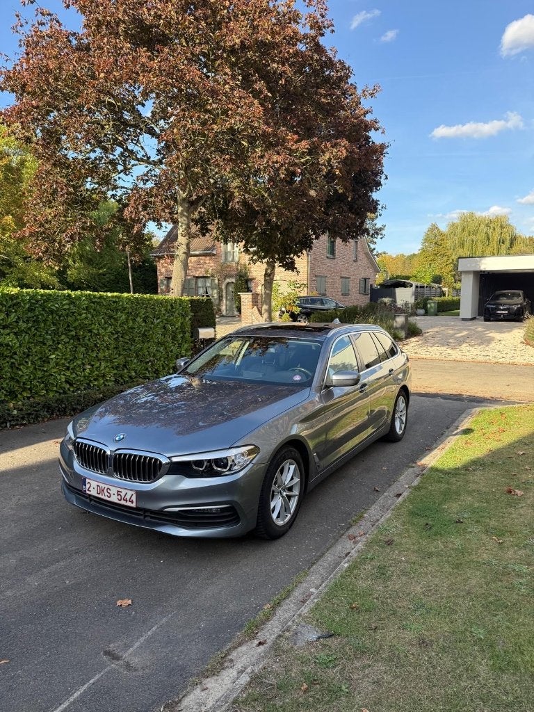 BMW 520i touring, Auto's, Automaat, Dealer onderhouden, Achterwielaandrijving, 1790 kg