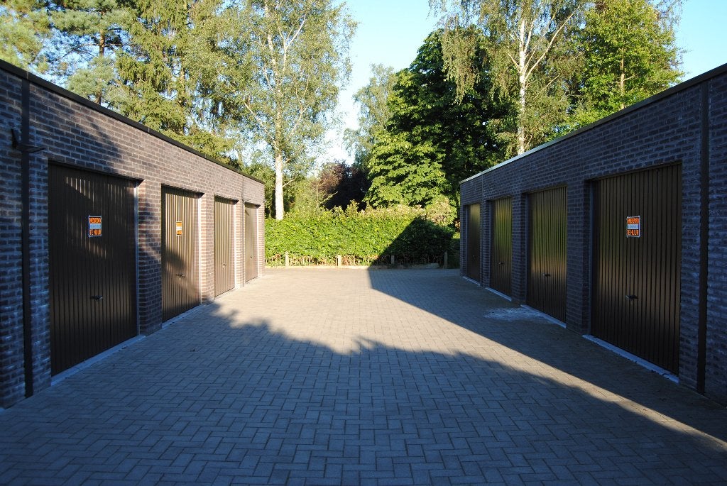 Garage te huur geel, Province d'Anvers