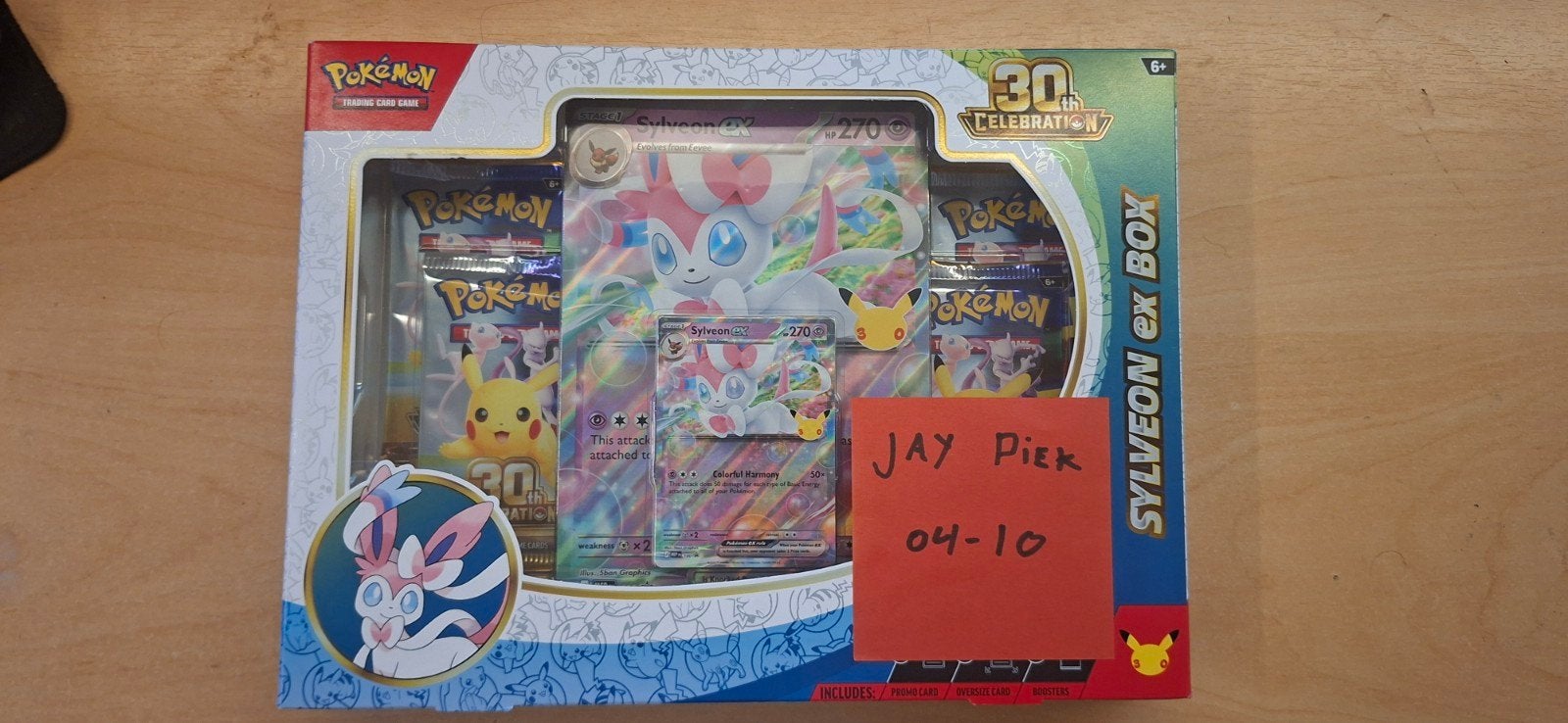 Pokemon 30th Celebration Sylveon EX box, Ophalen of Verzenden, Nieuw, Booster, Foil