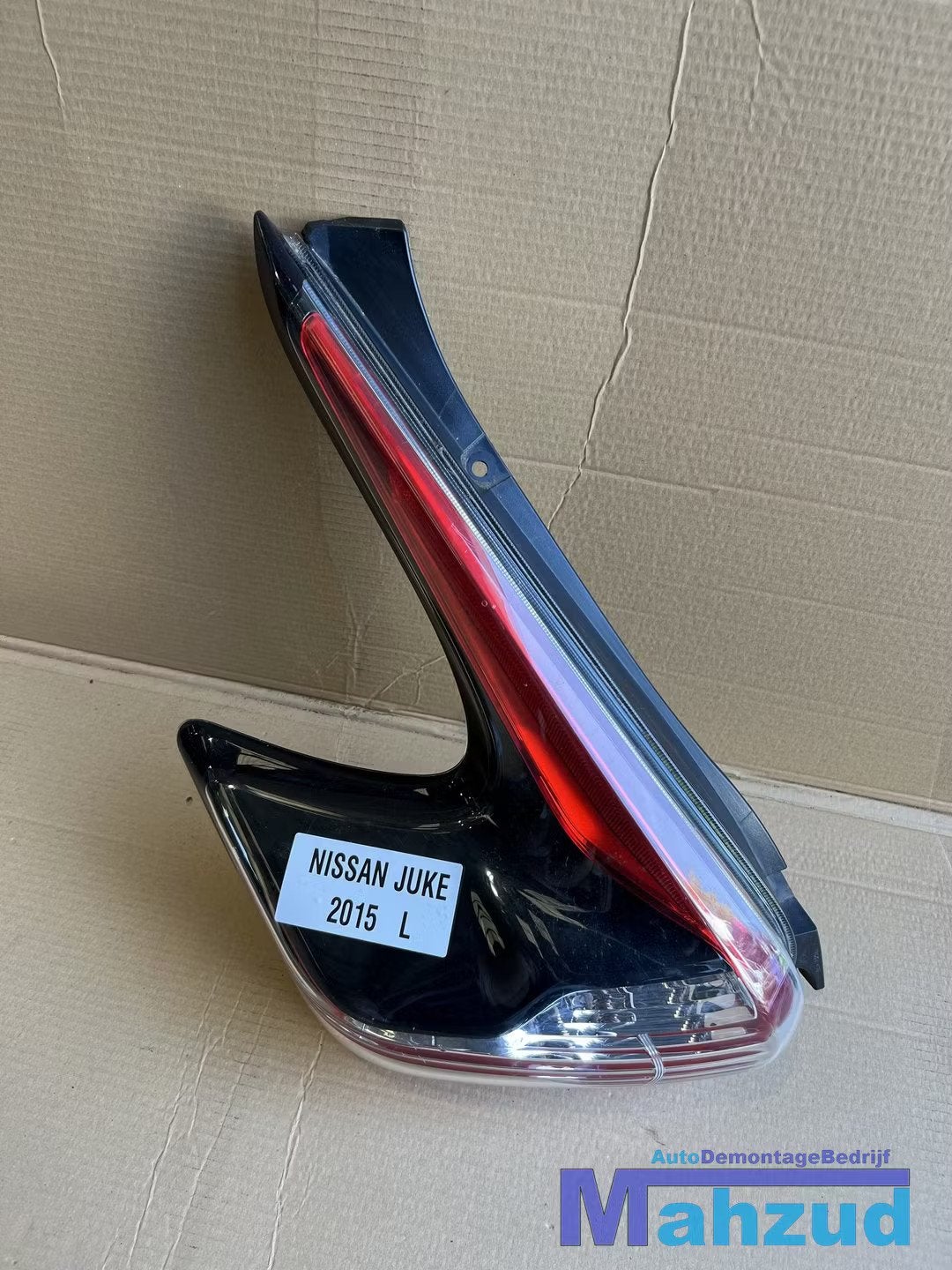 NISSAN JUKE F15 Links achterlicht LED 2010-2019, Takashima 1-chome 1-1
220-8686  Yokohama, NISSAN_SR@mail.nissan.co.jp, Nissan