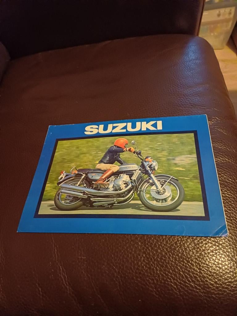 Suzuki oldtimer motor/bromfiets folders, Motoren, Ophalen