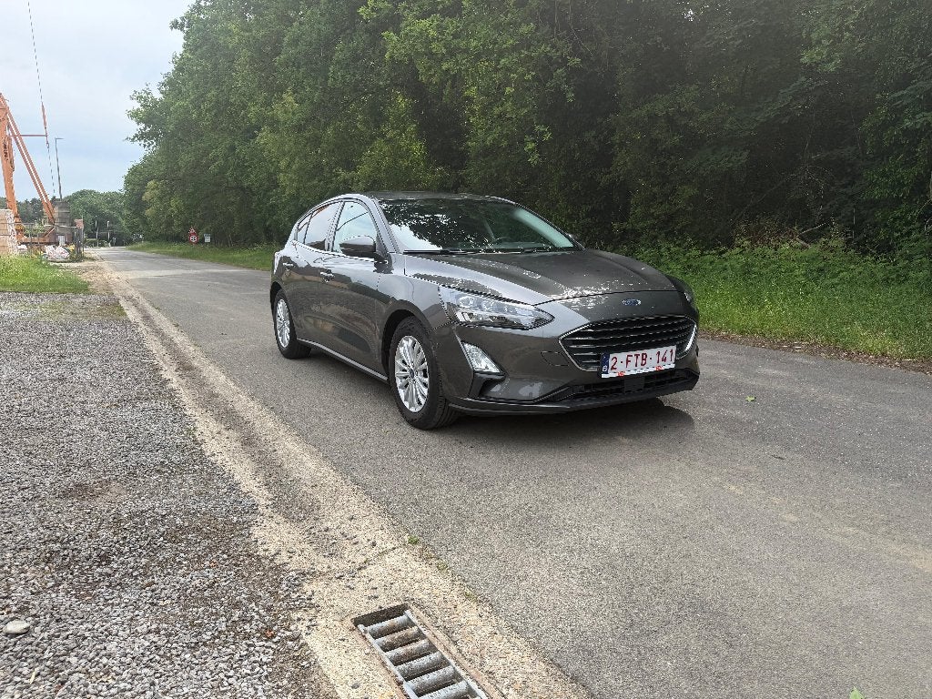 Ford Focus 1.0 EcoBoost MHEV Titanium, Auto's, Ford, Stof, Particulier, Zilver of Grijs, 92 kW