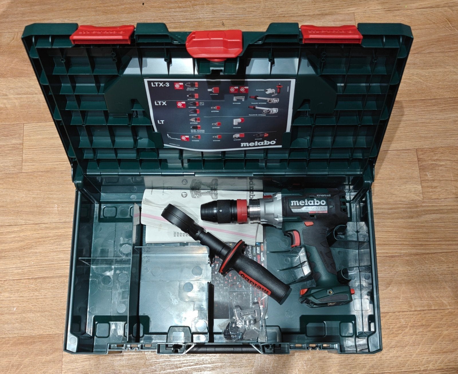 nieuwe Metabo klopboormachine SB 18 LTX-3 BL Q I 

eventueel, Ophalen of Verzenden, Nieuw