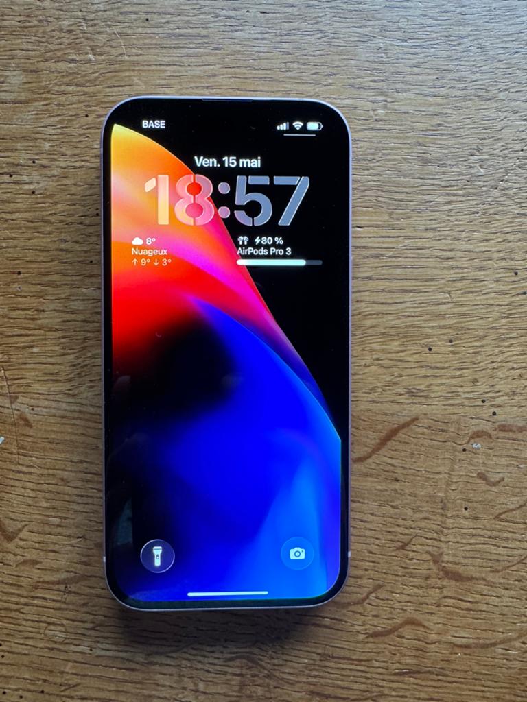 iPhone 15 – 128 Go Rose – Excellent état, Telecommunicatie, Ophalen of Verzenden, Zo goed als nieuw, Roze, IPhone 15