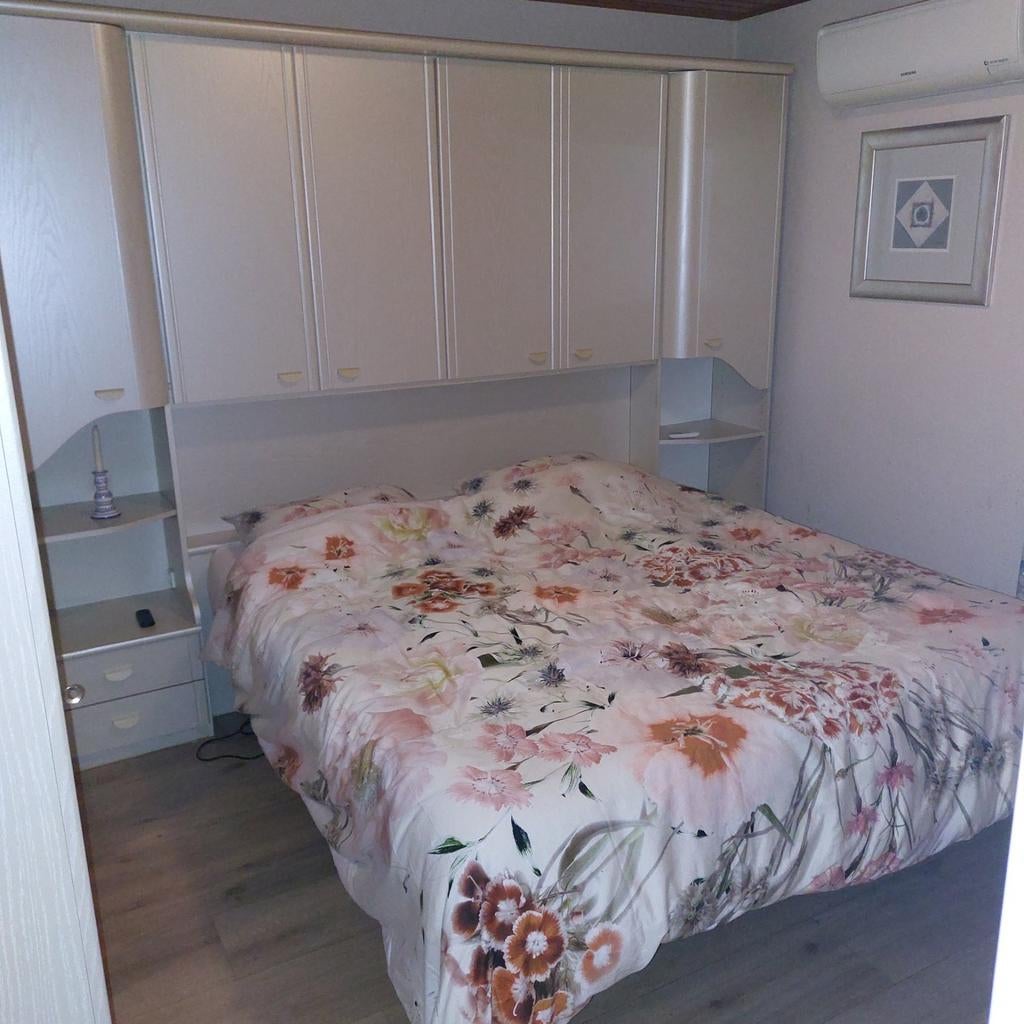 Chambre  complet, Enlèvement