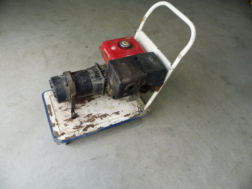 Générateur HONDA 5 kw en parfait état , prêt a l'emploi, Bricolage & Construction, Enlèvement ou Envoi, Utilisé, 5 à 10 kVA, Essence