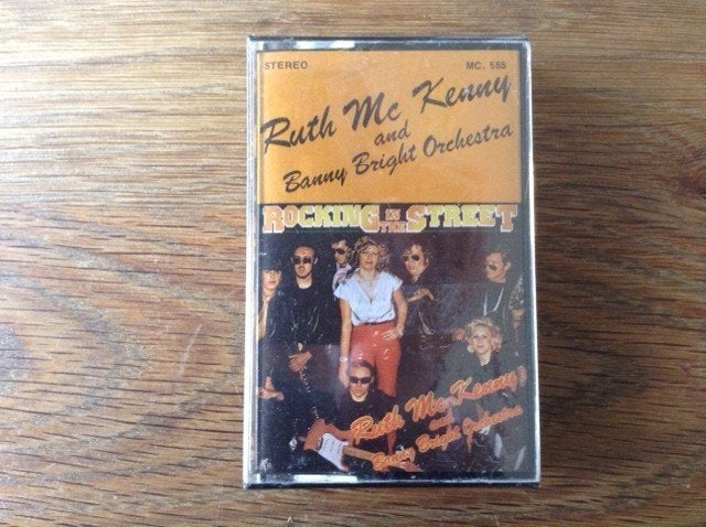 muziekcassette ruth mc kenny and banny bright orchestra, Cd's en Dvd's, 1 bandje, Ophalen of Verzenden, Origineel, Nieuw in verpakking
