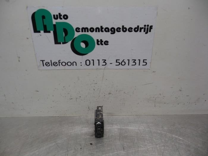 Schakelaar Koplamp Ihv van een Renault Trafic (Trafic 01-), Gebruikt, -, Renault, -