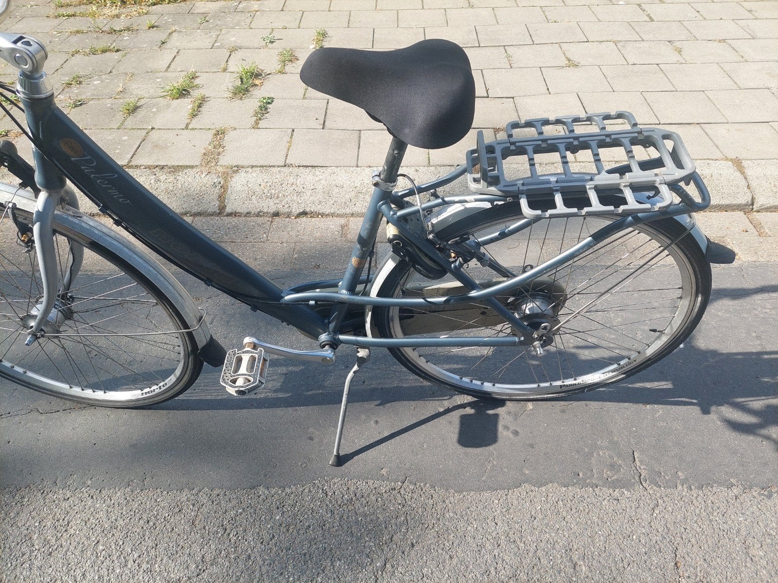 Dams fiets 26 insch, Ophalen