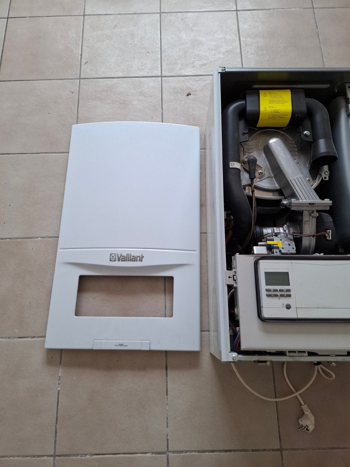 Condensatieketel Viallant eco TEC pro 2021 met expansievat, Ophalen