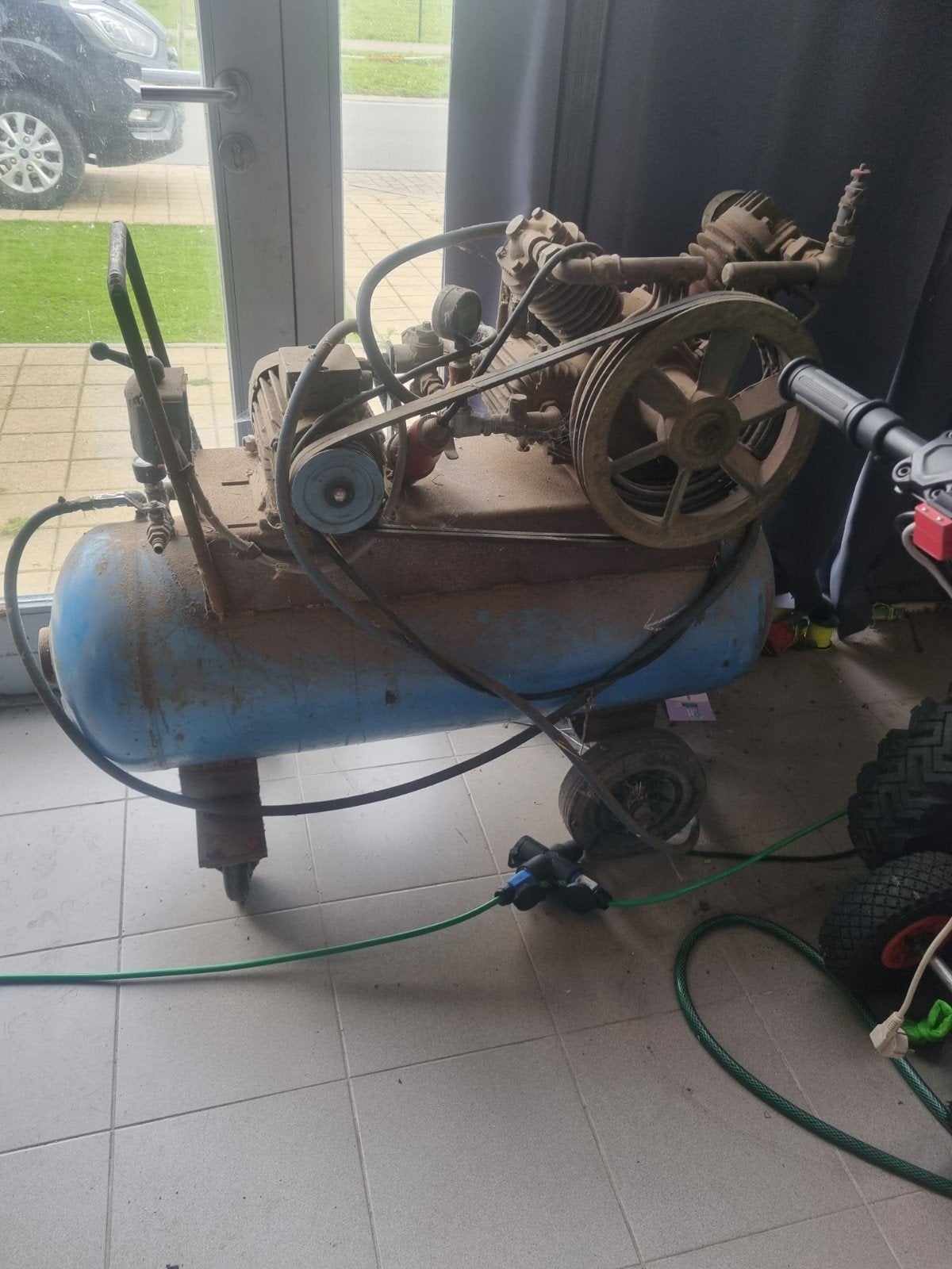 compressor 380v, 100 liter of meer, Ophalen, Gebruikt, Mobiel