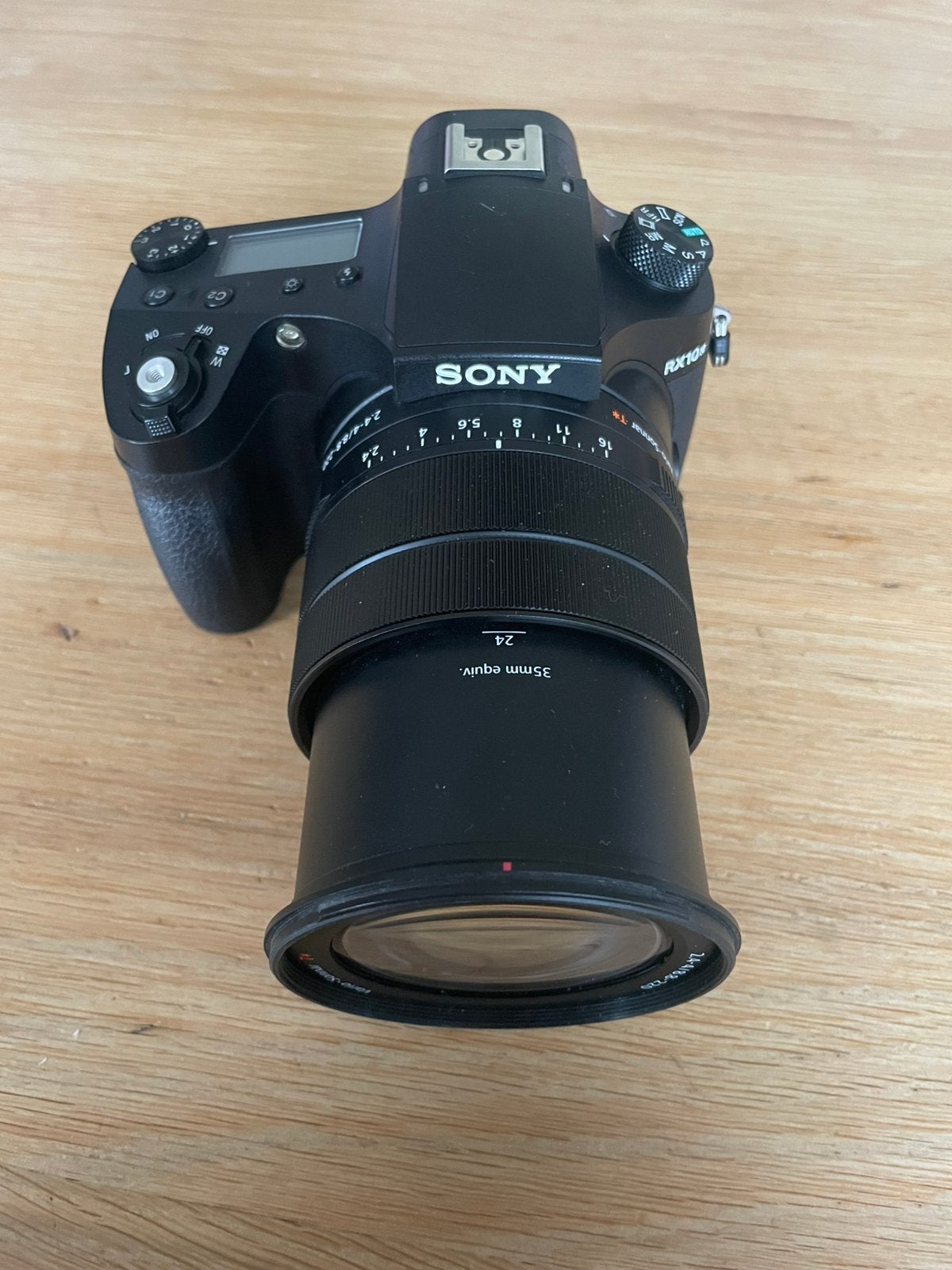 Sony rx10 iv, Audio, Tv en Foto, Fotocamera's Digitaal, Ophalen of Verzenden, WiFi, Accu, 20 megapixels