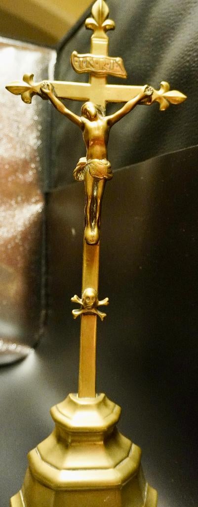 Bronzen kruisbeeld uit Luik, Antiek en Kunst, Ophalen of Verzenden