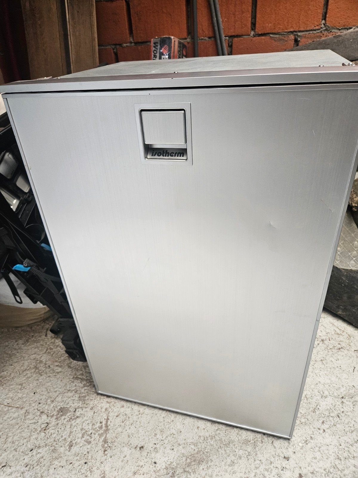 Isotherm freeline Elegance 115 compressor koelkast 12V, Caravanes & Camping, Enlèvement