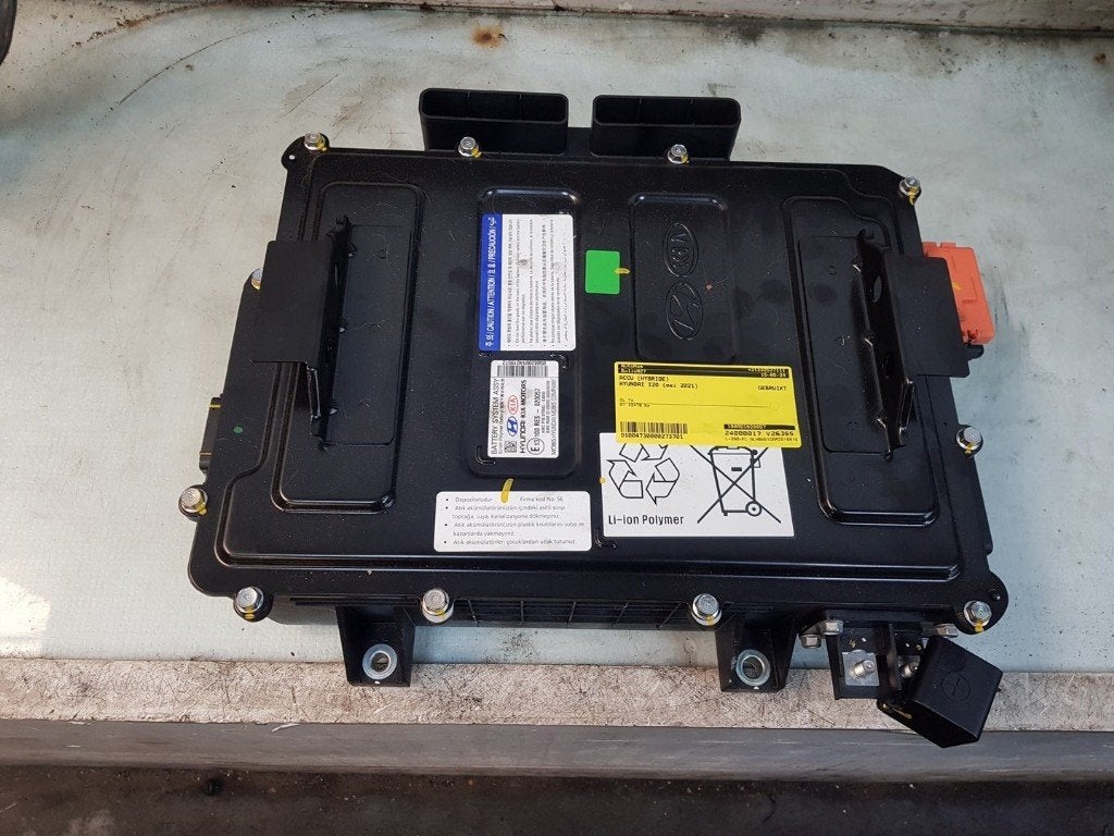 ACCU HV Hyundai i20 (BC3) (01-2020/-) (|37512G4000|), Dhr. J. Ham, Gebruikt, Administratie@autoham.nl, Hyundai
