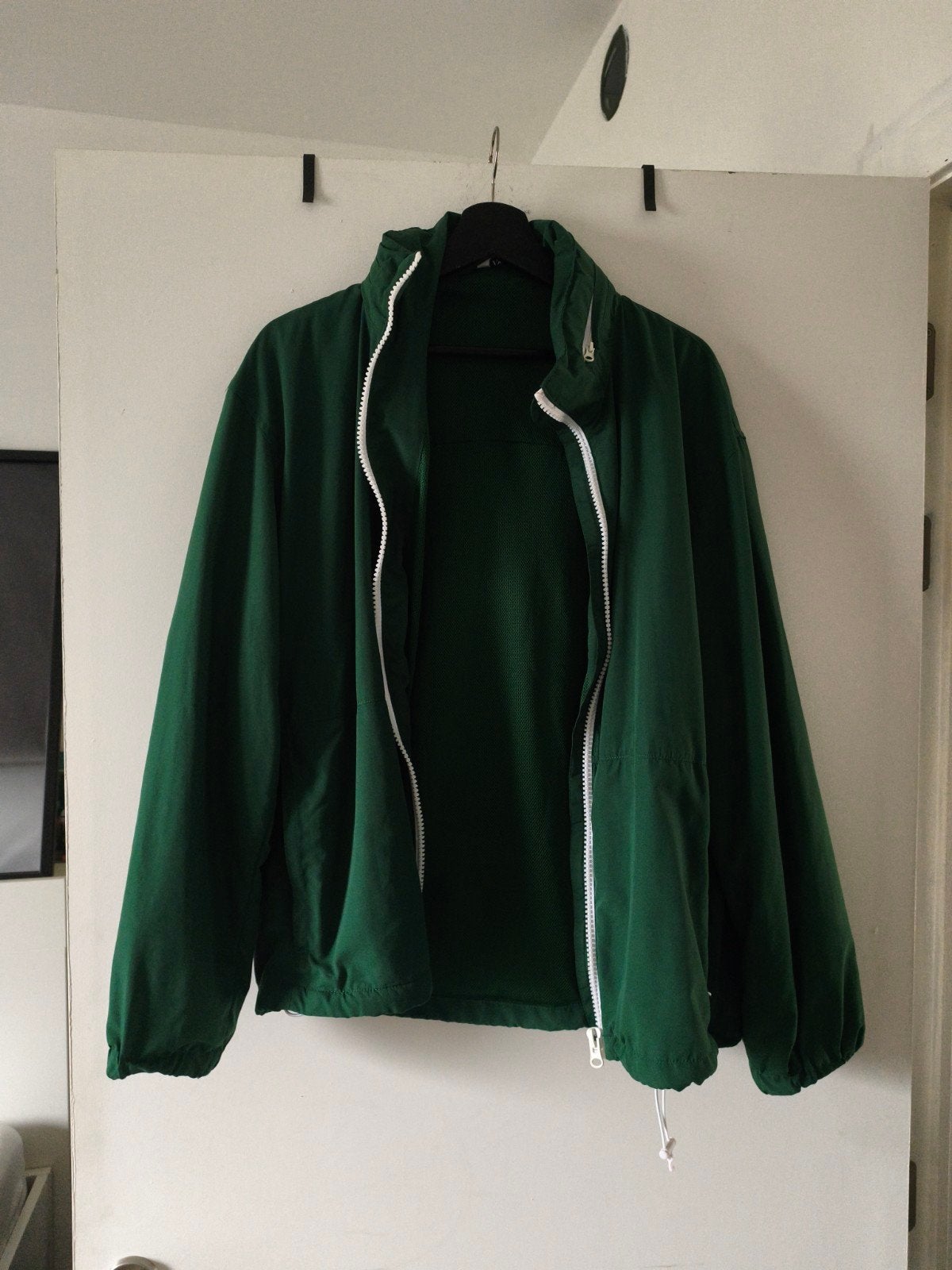 Groene vest, Ophalen