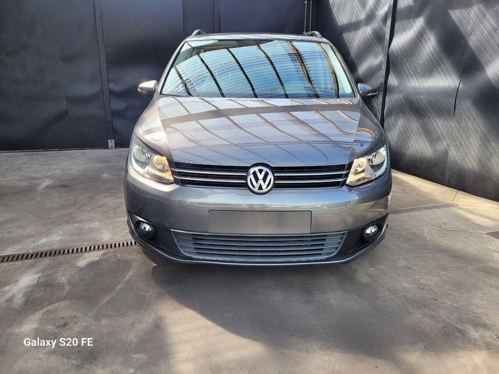 Volkswagen Touran 1.6 TDi, Cuir, Achat, Entreprise, https://public.car-pass.be/vhr/49748235-4997-47be-ac47-f9806831acc0