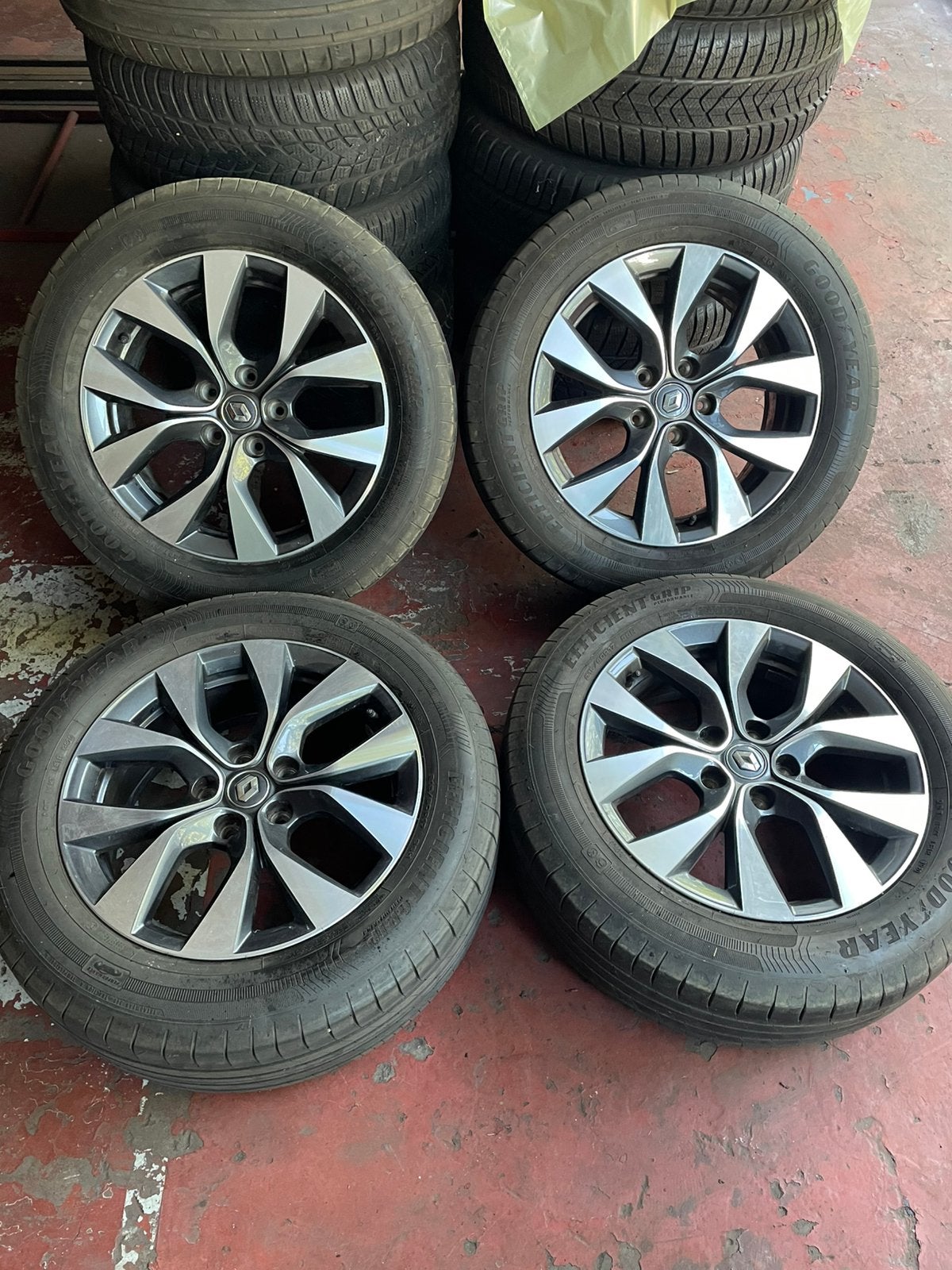 5x108 velgen 17 inch met banden 215 60 17 Renault, Ophalen, Nieuw