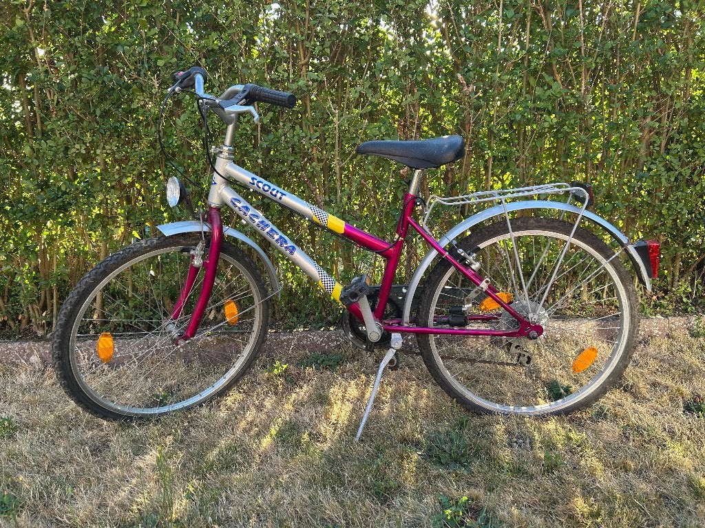 Vélo à remettre en état, Fietsen en Brommers, Fietsen | Mountainbikes en ATB, Ophalen, Gebruikt, Dames, Overige merken