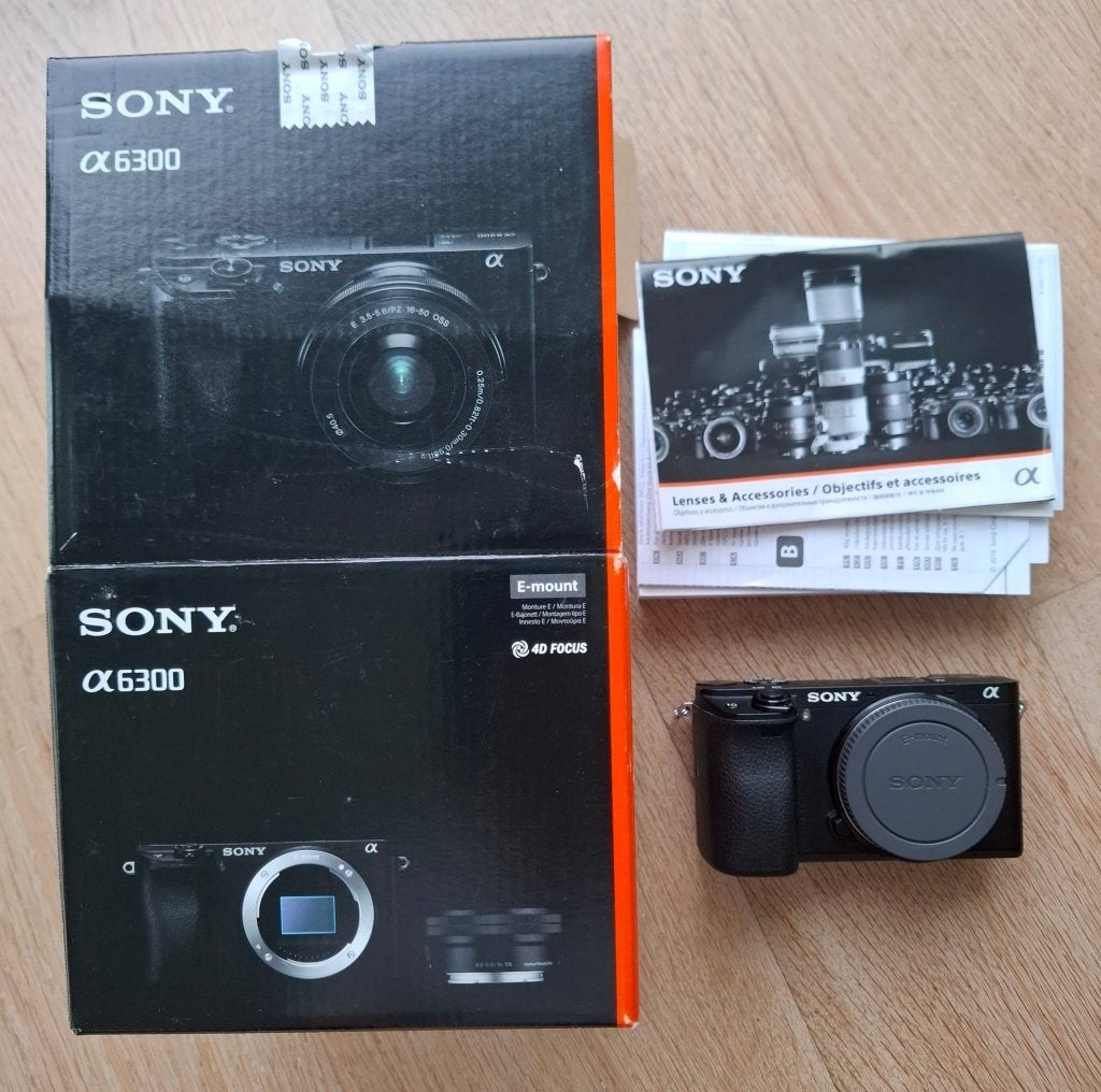 Sony A6300 + 4 lenzen + toebehoren, TV, Hi-fi & Vidéo, Appareils photo numériques, Enlèvement, Utilisé, 24 Mégapixel, Sony