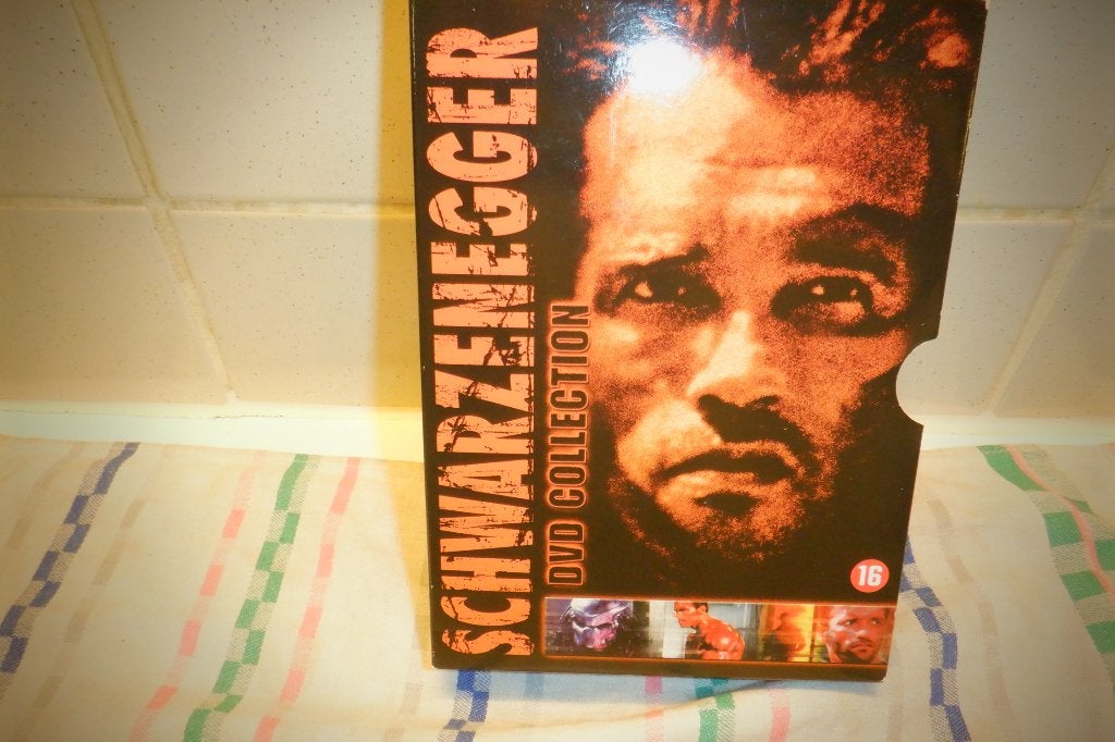Coffret DVD Collection de DVD Schwarzenegger (3 DVD), CD & DVD, DVD | Action, Suppléments, Action, Enlèvement ou Envoi, Néerlandais