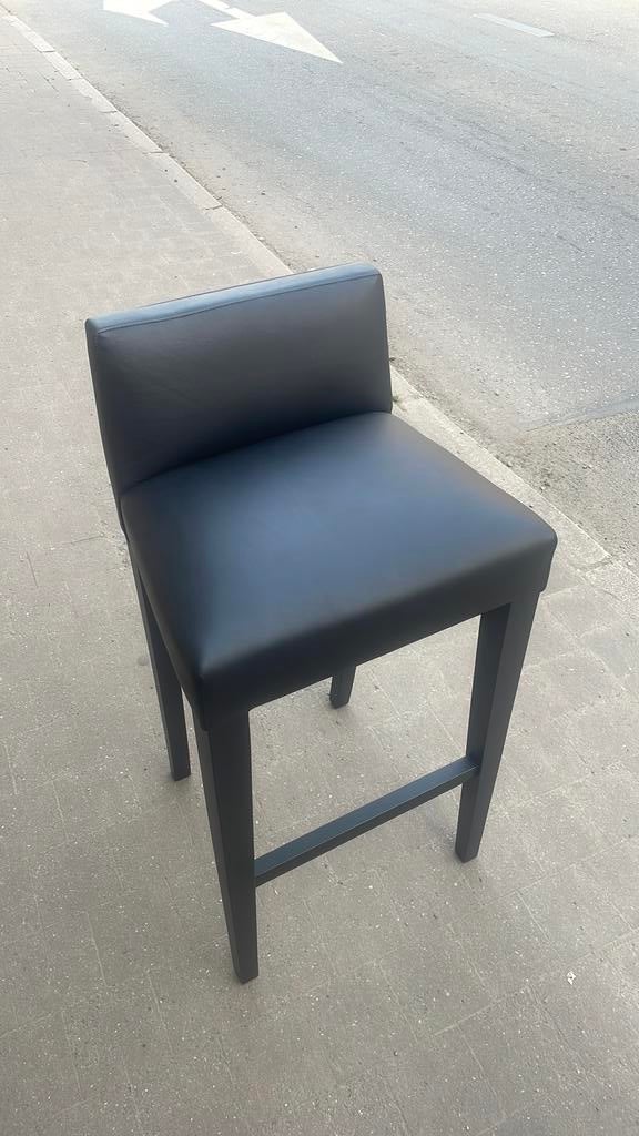 Chaise bar pied en bois et veritable cuir, 4 tabourets, Enlèvement, Neuf, Bois