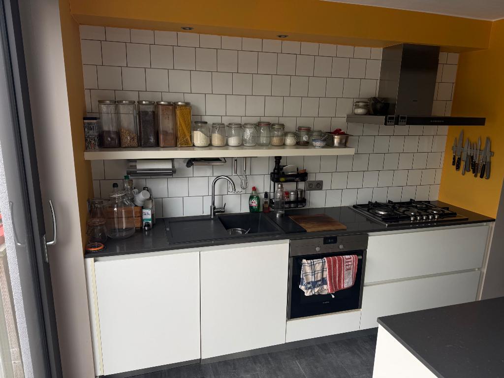 Keuken incl toestellen, Ophalen, Gebruikt, Wit, Enkelwandige keuken